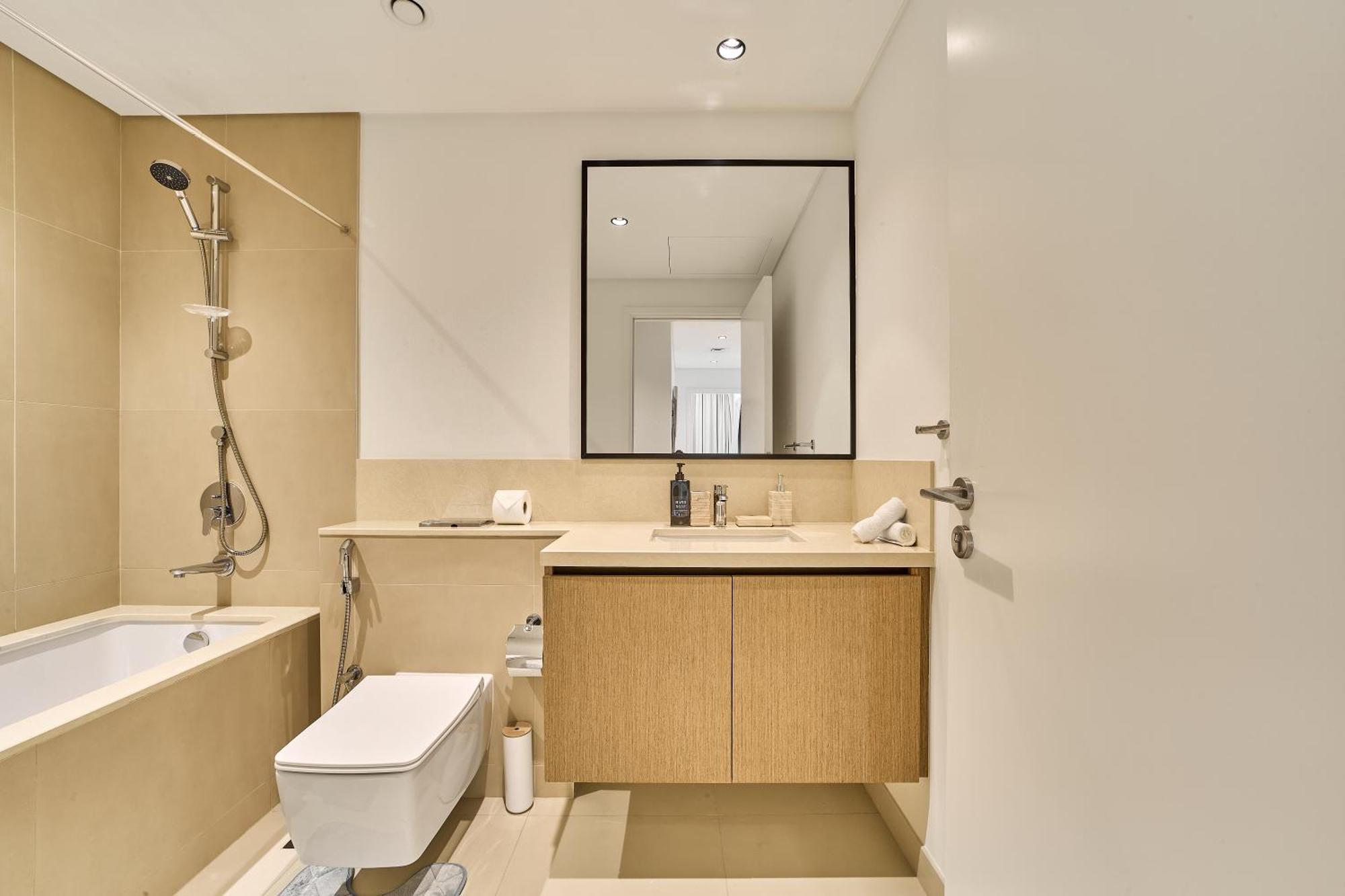 Apartment Mh- Burj Crown 2 Bhk With Burj Khalifa View - 2904 *