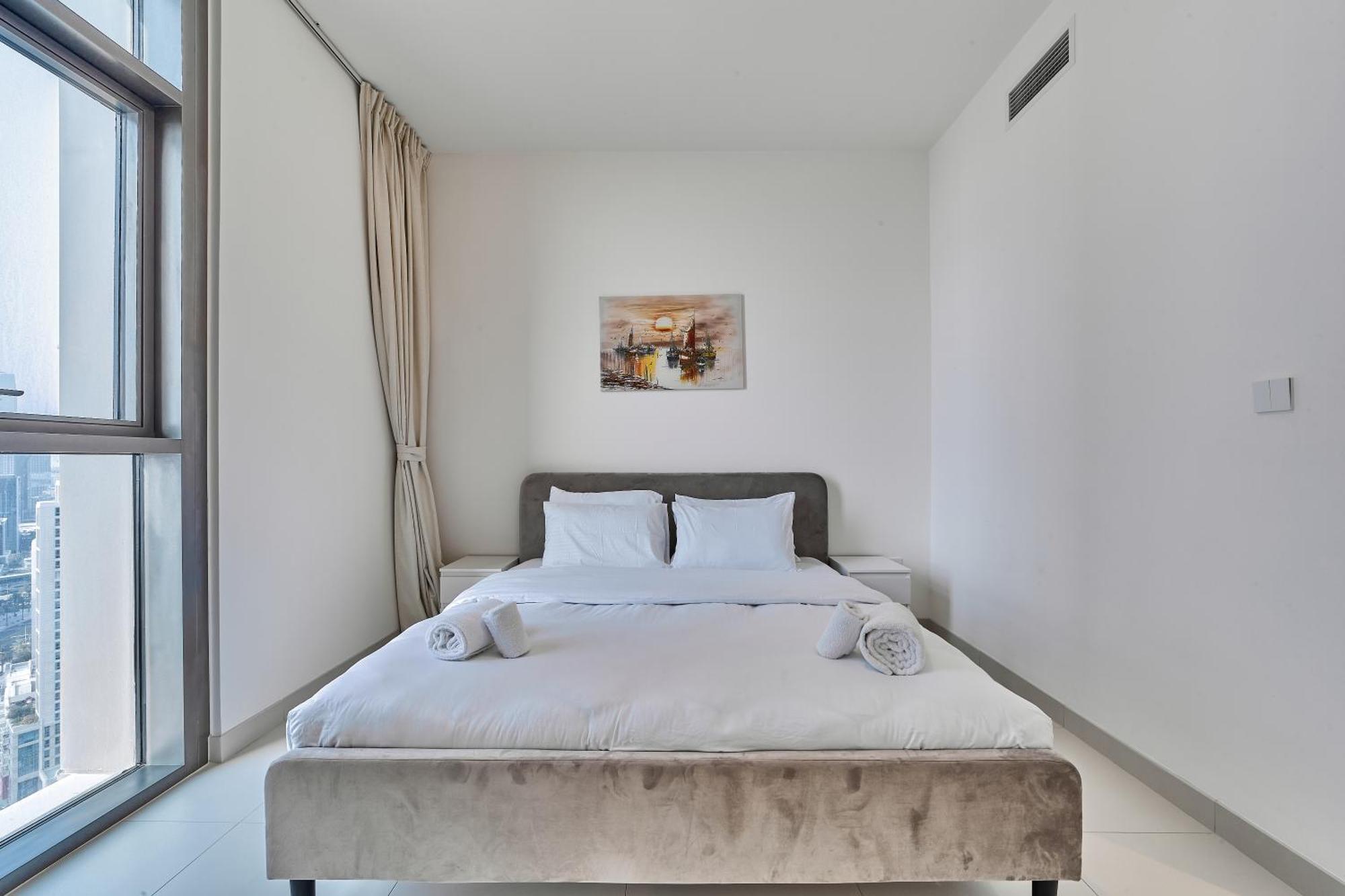 Mh- Burj Crown 2 Bhk With Burj Khalifa View - 2904 * Dubai