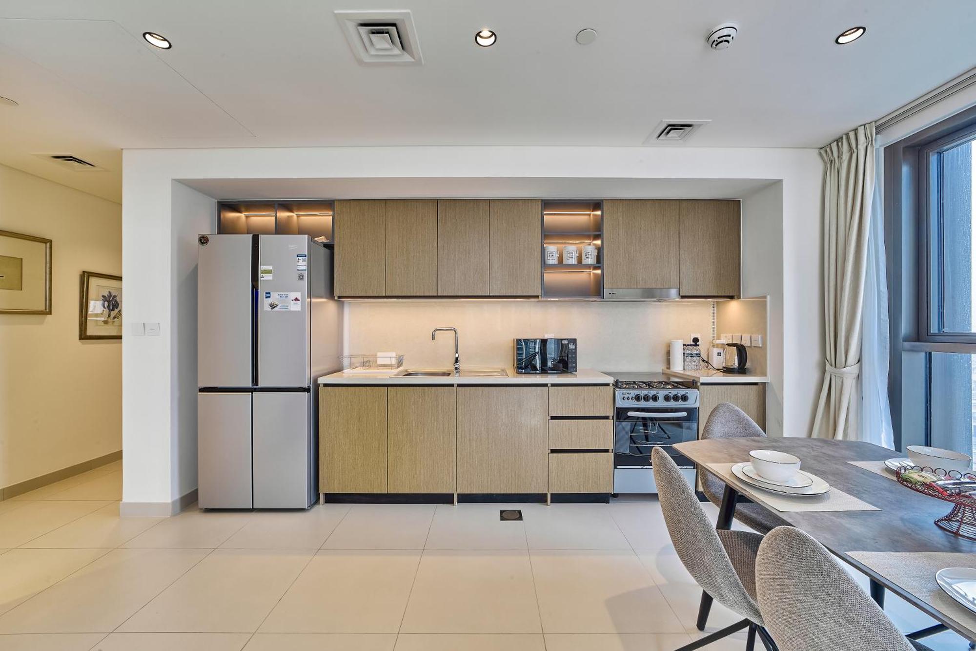 Mh- Burj Crown 2 Bhk With Burj Khalifa View - 2904