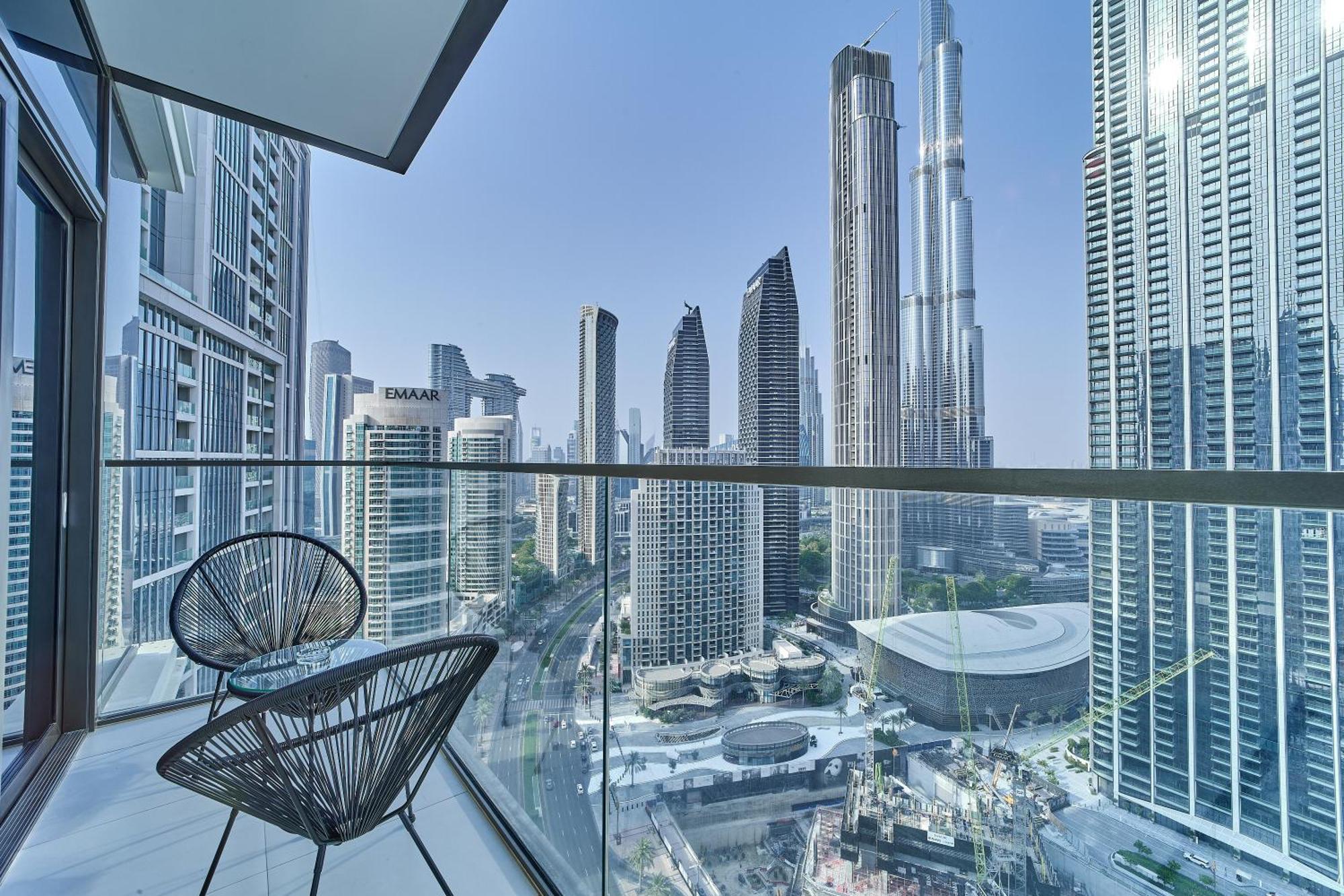 Apartment Mh- Burj Crown 2 Bhk With Burj Khalifa View - 2904